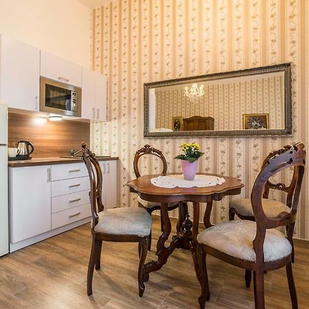 Retro Apartments Bosak Contactless Check-In Prešov Dış mekan fotoğraf