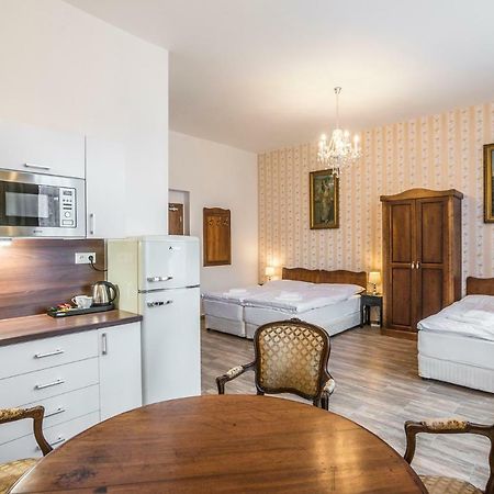 Retro Apartments Bosak Contactless Check-In Prešov Dış mekan fotoğraf
