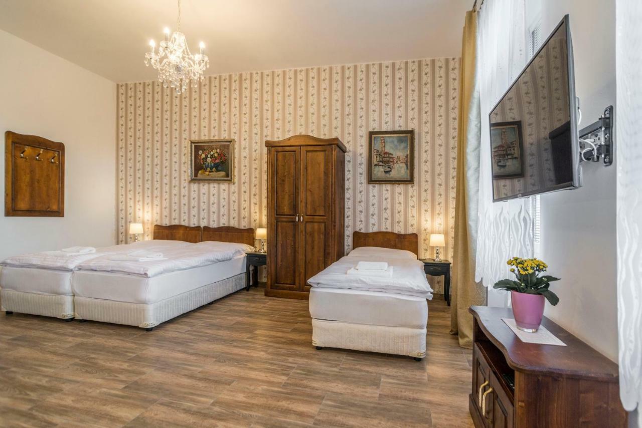 Retro Apartments Bosak Contactless Check-In Prešov Dış mekan fotoğraf